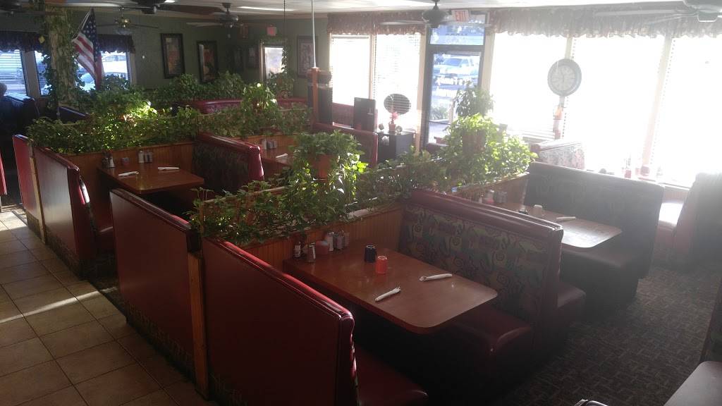 JRs Family Restaurant | restaurant | 41833 CA-74, Hemet, CA 92544, USA | 9516587932 OR +1 951-658-7932