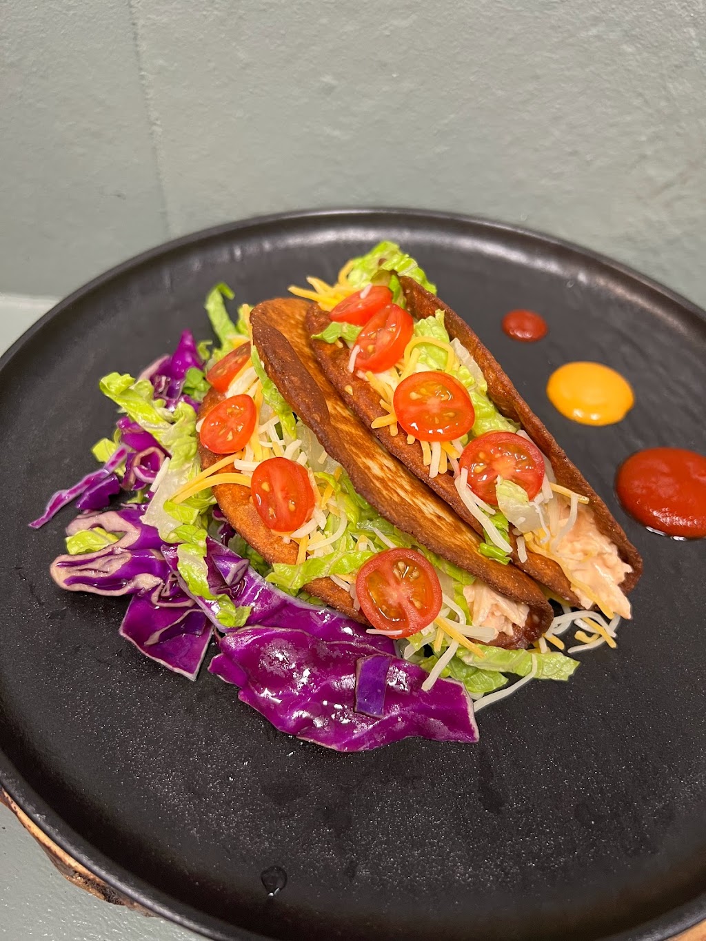 Lunas: Latin-Asian Fusion & Bar | restaurant | 2914 Churn Crk Rd, Redding, CA 96002, USA | 5302760306 OR +1 530-276-0306