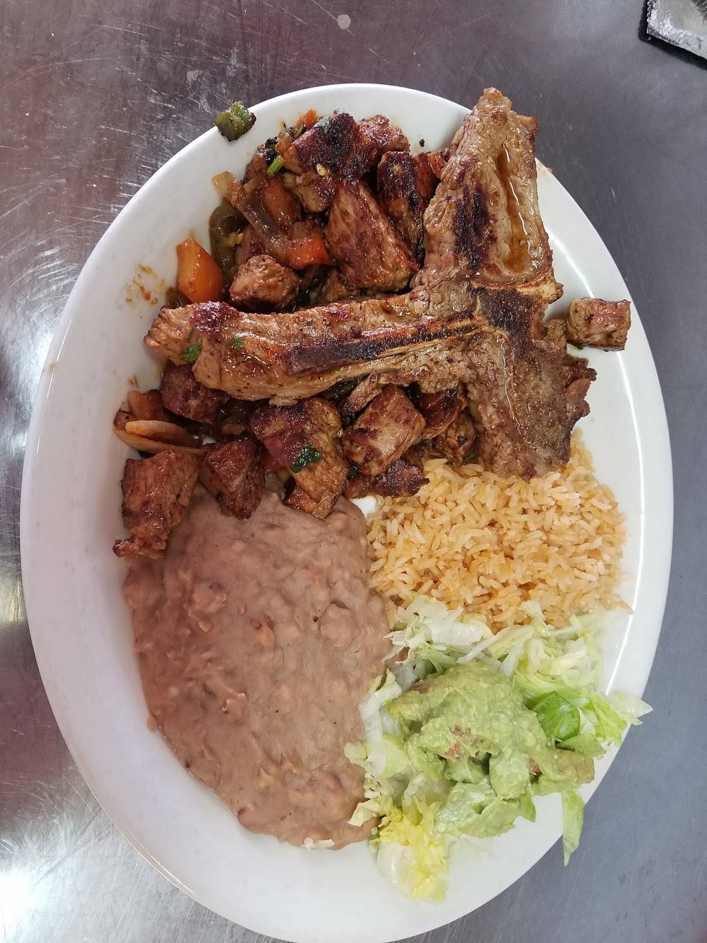 Little Fish Factory | restaurant | 1555 S WW White Rd, San Antonio, TX 78220, USA | 2103375980 OR +1 210-337-5980