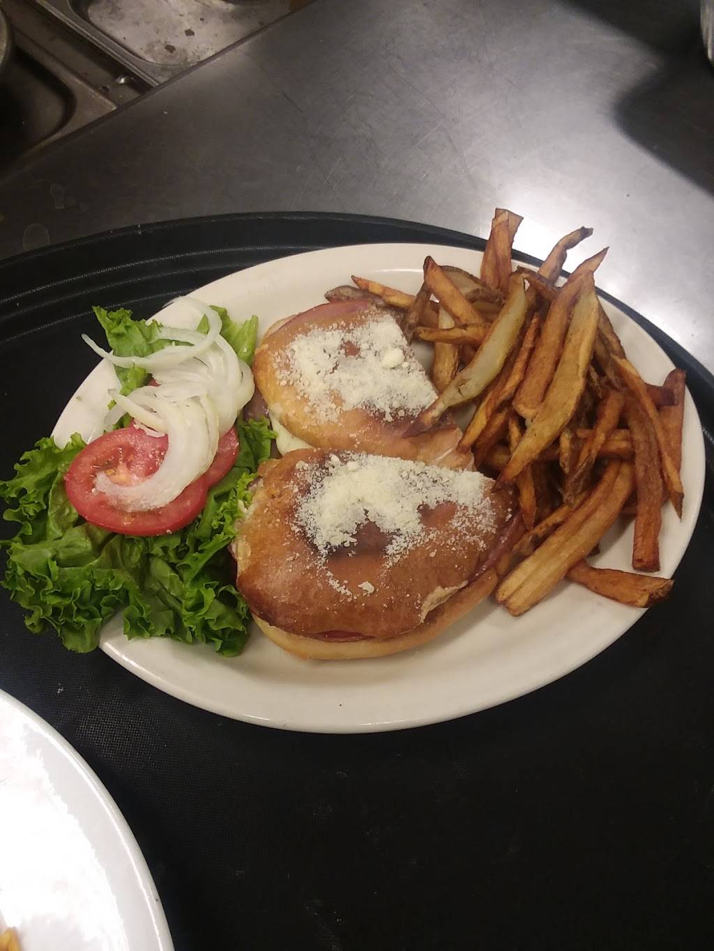 Ferdinandos Restaurant | restaurant | 6218, 2650 Ellwood Rd, New Castle, PA 16101, USA | 7248563929 OR +1 724-856-3929