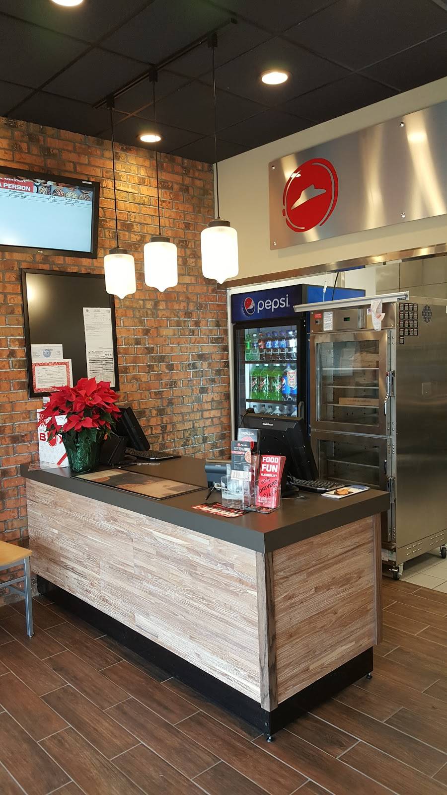 Pizza Hut | meal takeaway | 1100 Johnson Ferry Rd, Marietta, GA 30068, USA | 7709775449 OR +1 770-977-5449