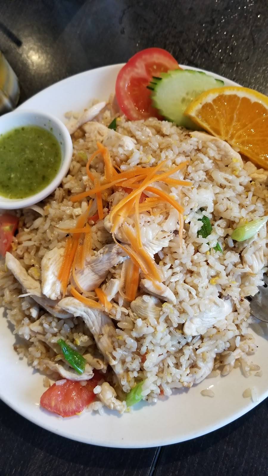 Sushi On Fire | restaurant | 301 Main St #103, Huntington Beach, CA 92648, USA | 7143748885 OR +1 714-374-8885