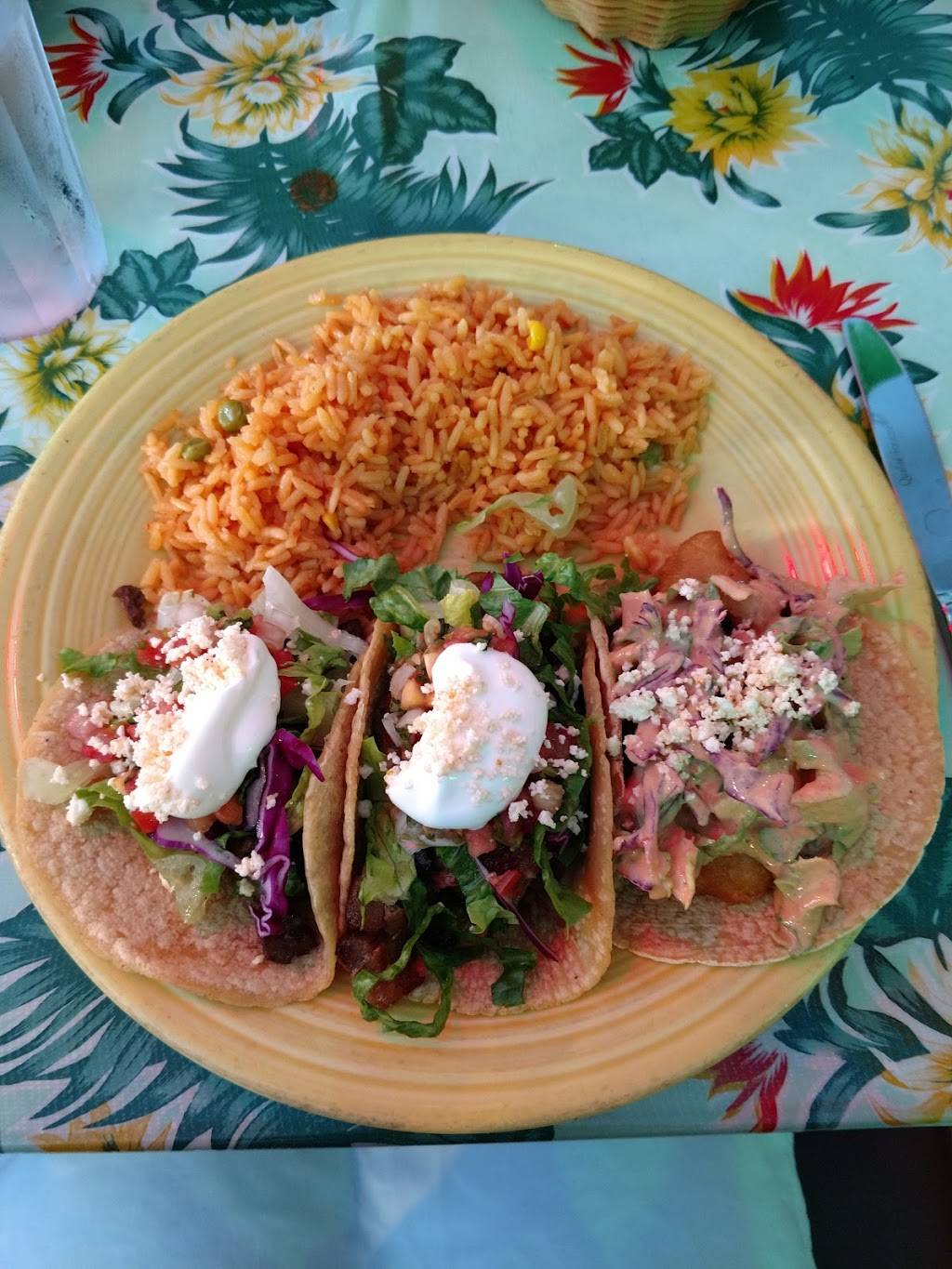 Sergios Place | restaurant | 6966 W North Ave, Chicago, IL 60707, USA | 7736225555 OR +1 773-622-5555