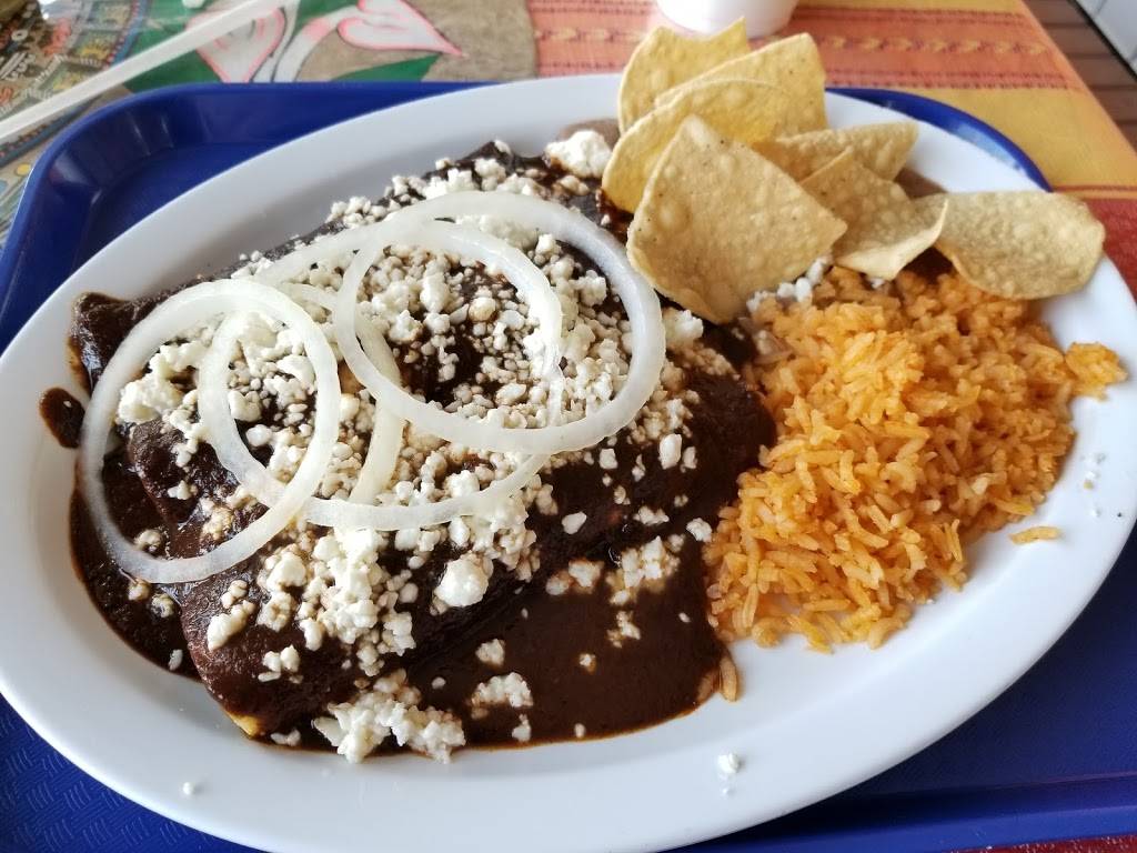 Chanos Drive-In | restaurant | 1030 E Las Tunas Dr, San Gabriel, CA 91776, USA | 6264510663 OR +1 626-451-0663