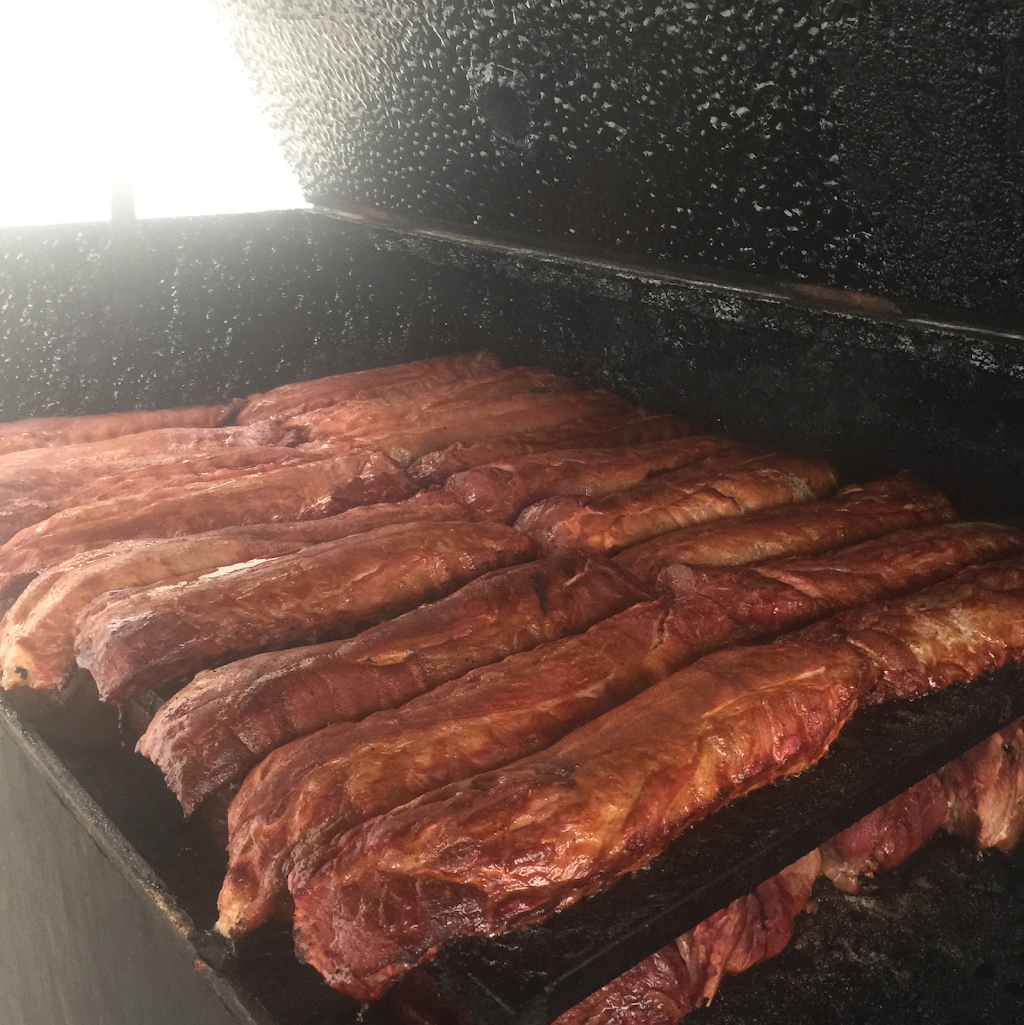 No Bones BBQ | restaurant | 368 S Bells St, Alamo, TN 38001, USA | 7316962654 OR +1 731-696-2654