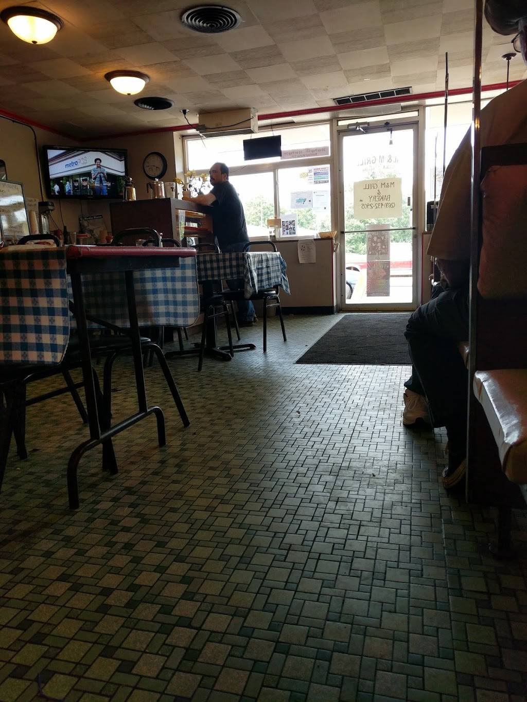 M & M Grill | restaurant | 218 E State St, Colon, MI 49040, USA | 2694322905 OR +1 269-432-2905