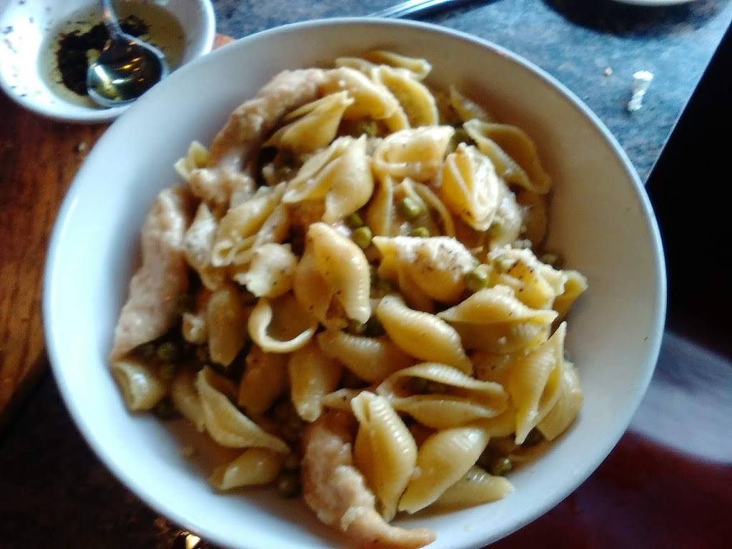 Marcos Italian Restaurant | restaurant | 1085 Niagara St, Buffalo, NY 14213, USA | 7168825539 OR +1 716-882-5539