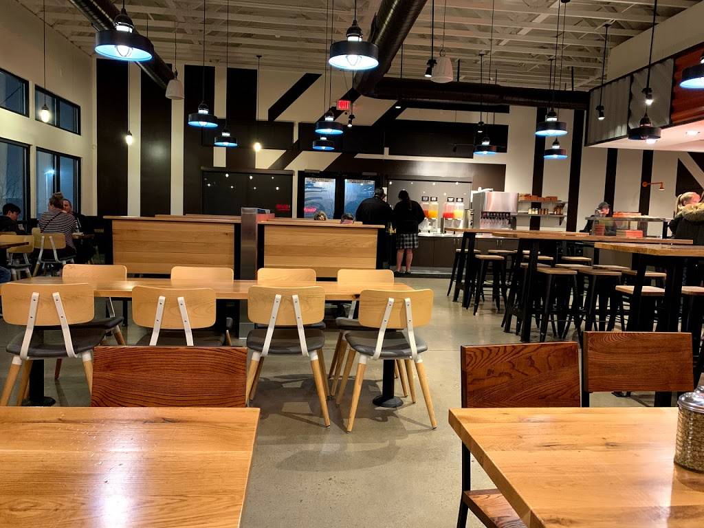 Blaze Pizza | meal takeaway | 6400 Holly Ave NE, Albuquerque, NM 87113, USA | 5053181489 OR +1 505-318-1489