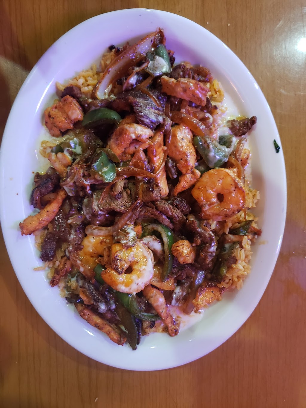 Los Molcajetes Mexican Restaurant Albany GA | restaurant | 2418 Sylvester Rd suite 678, Albany, GA 31705, USA | 2294059587 OR +1 229-405-9587