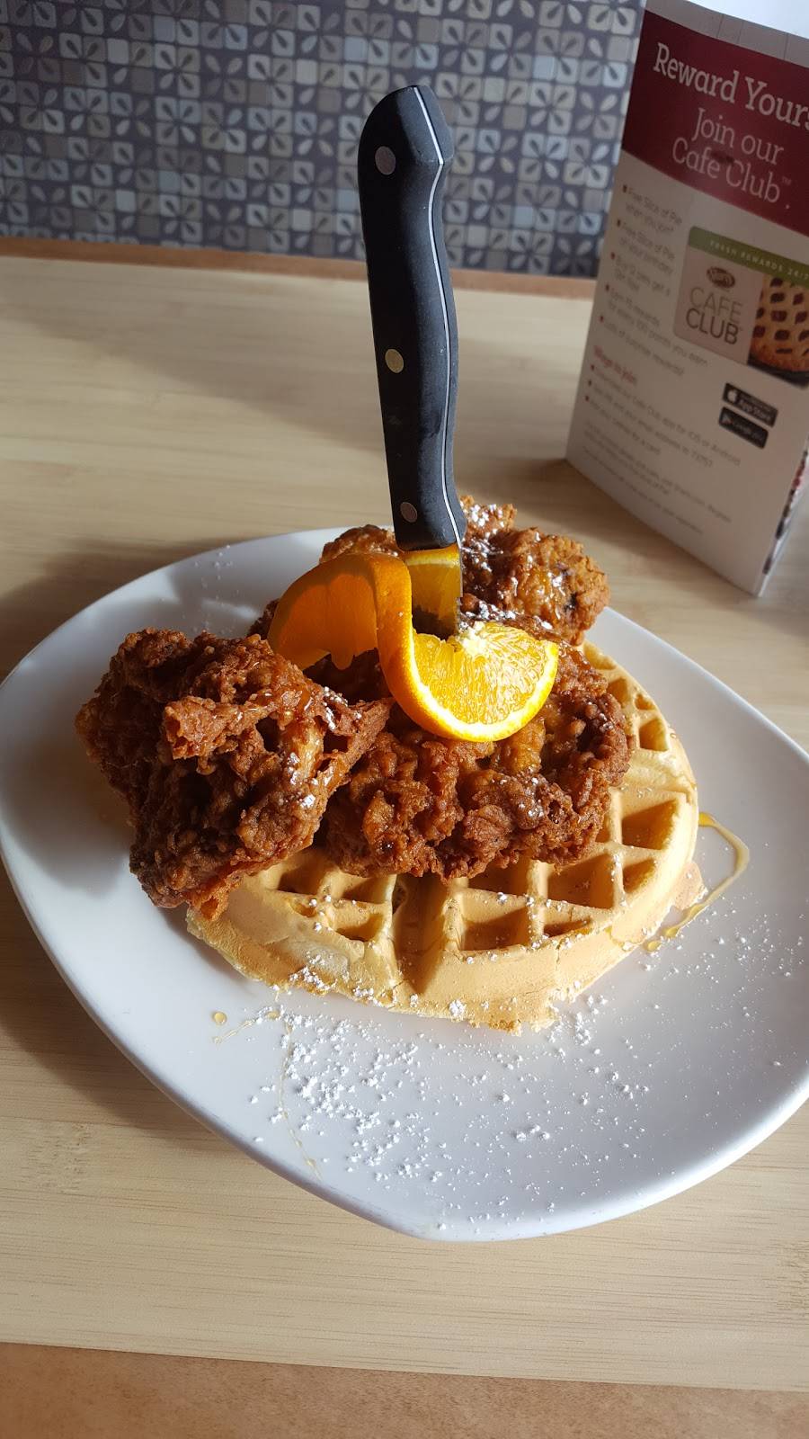 Sharis Cafe and Pies | bakery | 900 Beltline Rd, Springfield, OR 97477, USA | 5417416044 OR +1 541-741-6044