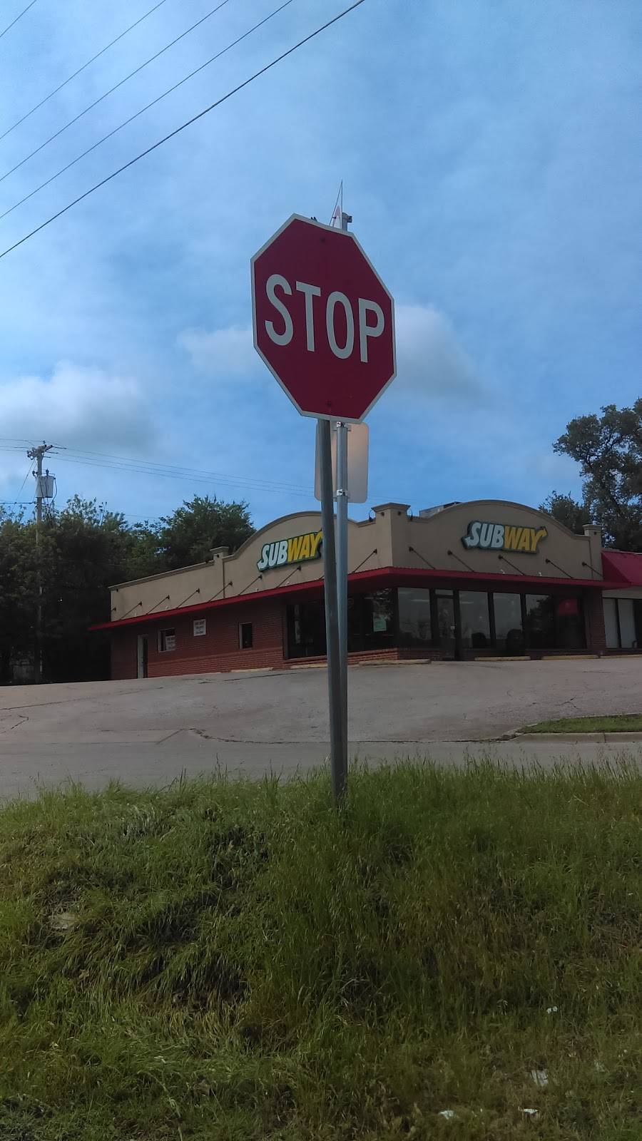 Subway Restaurants | restaurant | 600 Forest Dr, Belton, TX 76513, USA | 2549337827 OR +1 254-933-7827