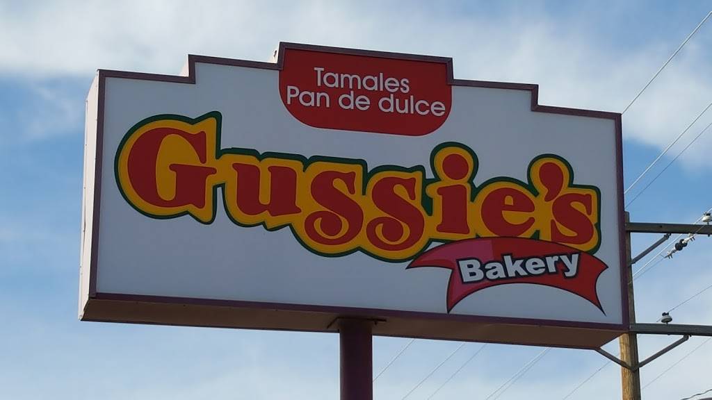 Gussies Tamales & Bakery | bakery | 2200 N Piedras St, El Paso, TX 79930, USA | 9155668209 OR +1 915-566-8209