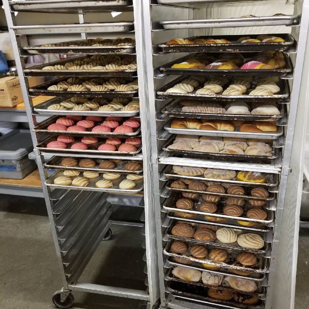 La Villa Bakery Restaurant | bakery | 3815, 9874 Alondra Blvd, Bellflower, CA 90706, USA | 5624613825 OR +1 562-461-3825