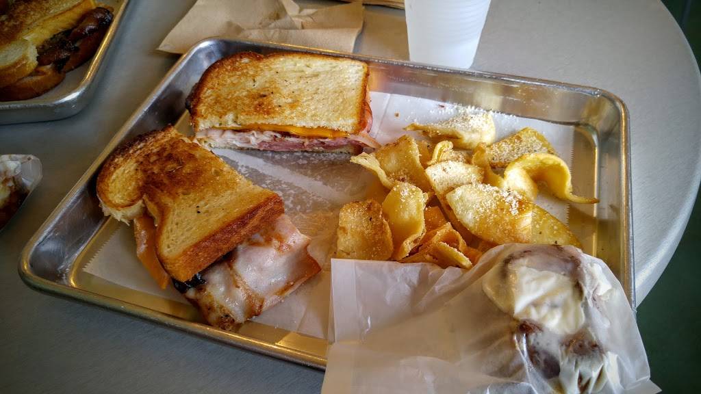 The Devine Cinnamon Roll Deli | restaurant | 2617 Devine St, Columbia, SC 29223, USA | 8034654947 OR +1 803-465-4947