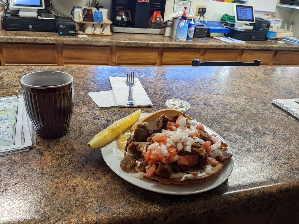 The Sidnaw Gas Station, Bar, and Restaurant | restaurant | 13740 M-28, Sidnaw, MI 49961, USA | 9063552257 OR +1 906-355-2257