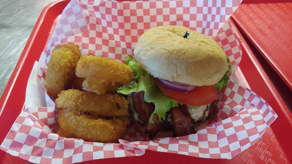 Oasis of Blue Eye | restaurant | 11865 State Hwy 86, Blue Eye, MO 65611, USA | 4177798000 OR +1 417-779-8000