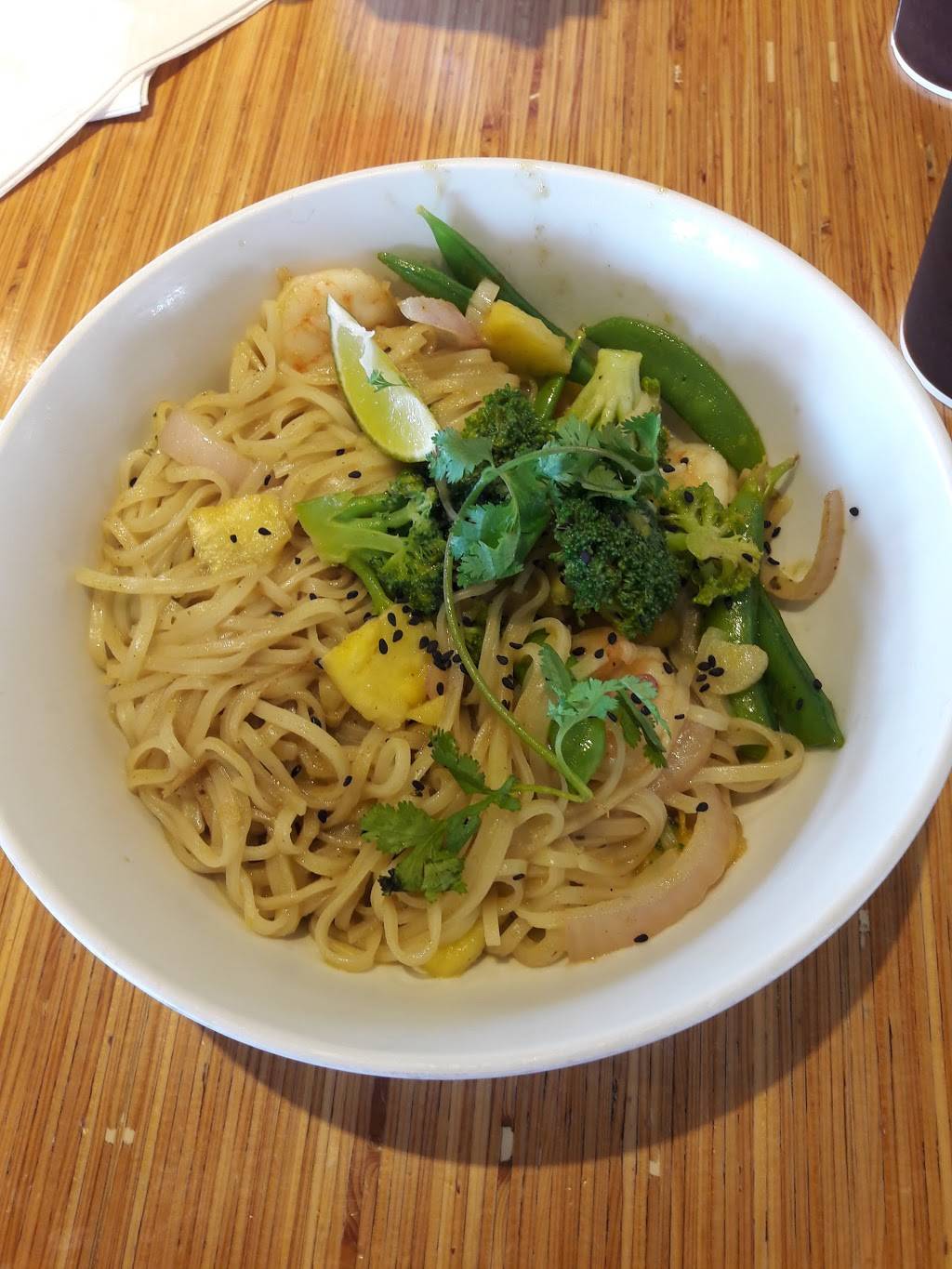 Noodles and Company | restaurant | 2665 S Oneida St, Green Bay, WI 54303, USA | 9204908600 OR +1 920-490-8600