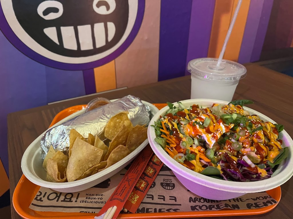 Saucy Asian | restaurant | 5614 Bay St, Emeryville, CA 94608, USA | 5103803161 OR +1 510-380-3161