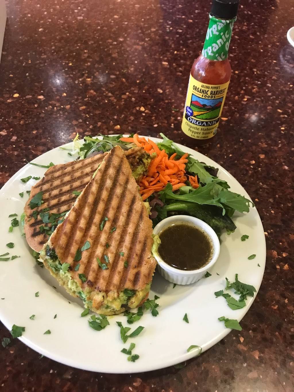 Green Corner Cafe | restaurant | 604 W Glenoaks Blvd, Glendale, CA 91202, USA | 8185075003 OR +1 818-507-5003