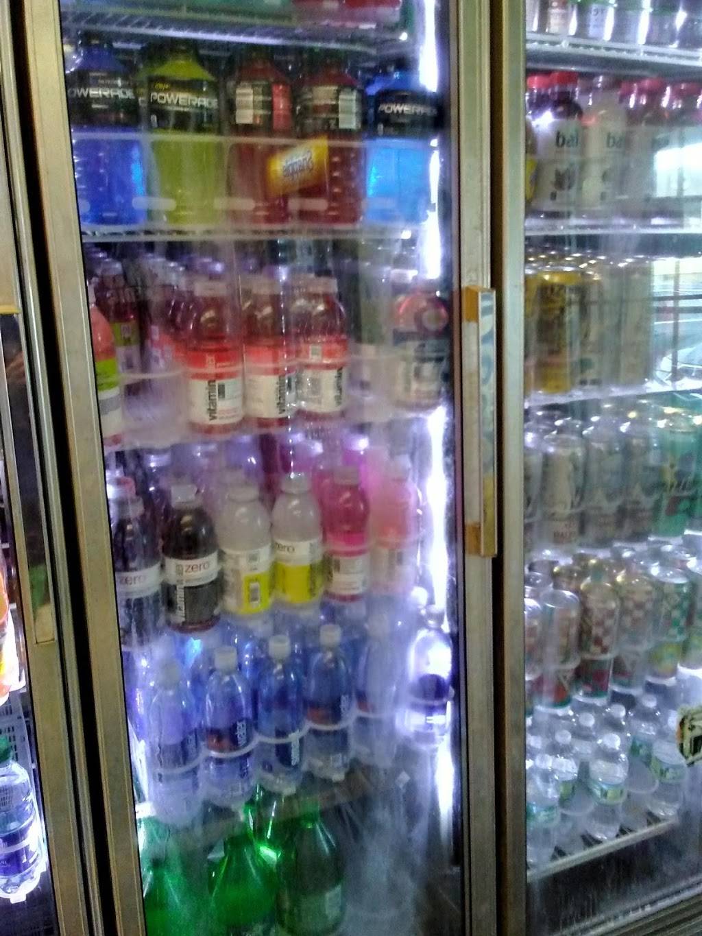 Matteis Deli And Catering | restaurant | 418 Roosevelt Dr, Derby, CT 06418, USA | 2037357997 OR +1 203-735-7997