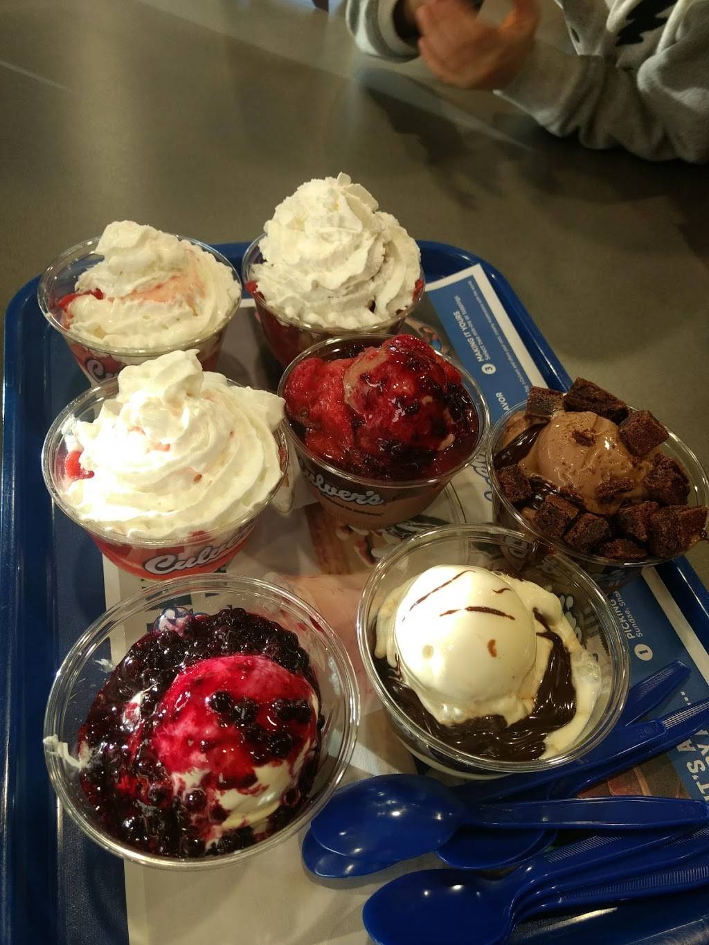 Culvers | restaurant | 7953 State Line Rd, Kansas City, MO 64114, USA | 8164444700 OR +1 816-444-4700