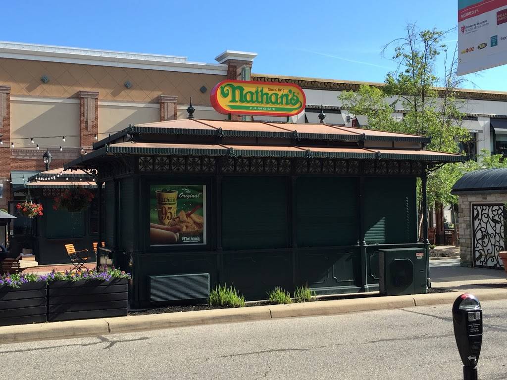 Nathans Famous Hot Dogs | restaurant | 184 Crocker Park Blvd, Westlake, OH 44145, USA | 4408712333 OR +1 440-871-2333