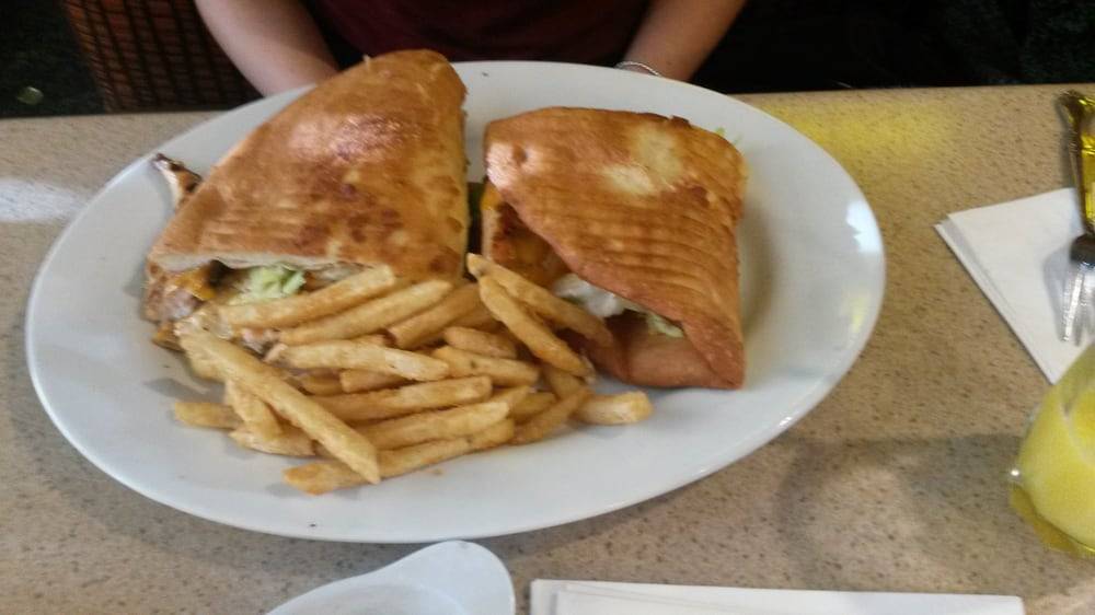 bronx riverdale diner | restaurant | 3657 Kingsbridge Ave, Bronx, NY 10463, USA | 7188846050 OR +1 718-884-6050