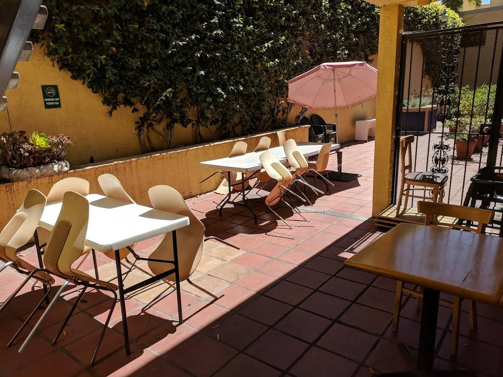 Tako Sushi | restaurant | 2379 Telegraph Ave, Berkeley, CA 94704, USA | 5106658000 OR +1 510-665-8000