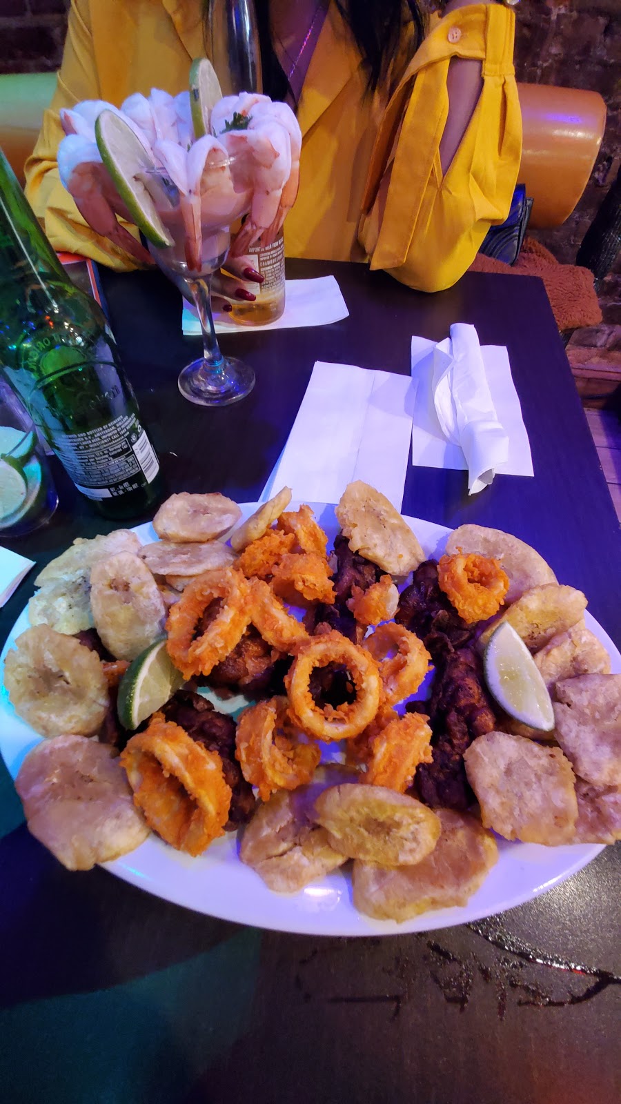 Mi Sabor Cafe | restaurant | 920 Broadway, Brooklyn, NY 11206, USA | 7186026160 OR +1 718-602-6160