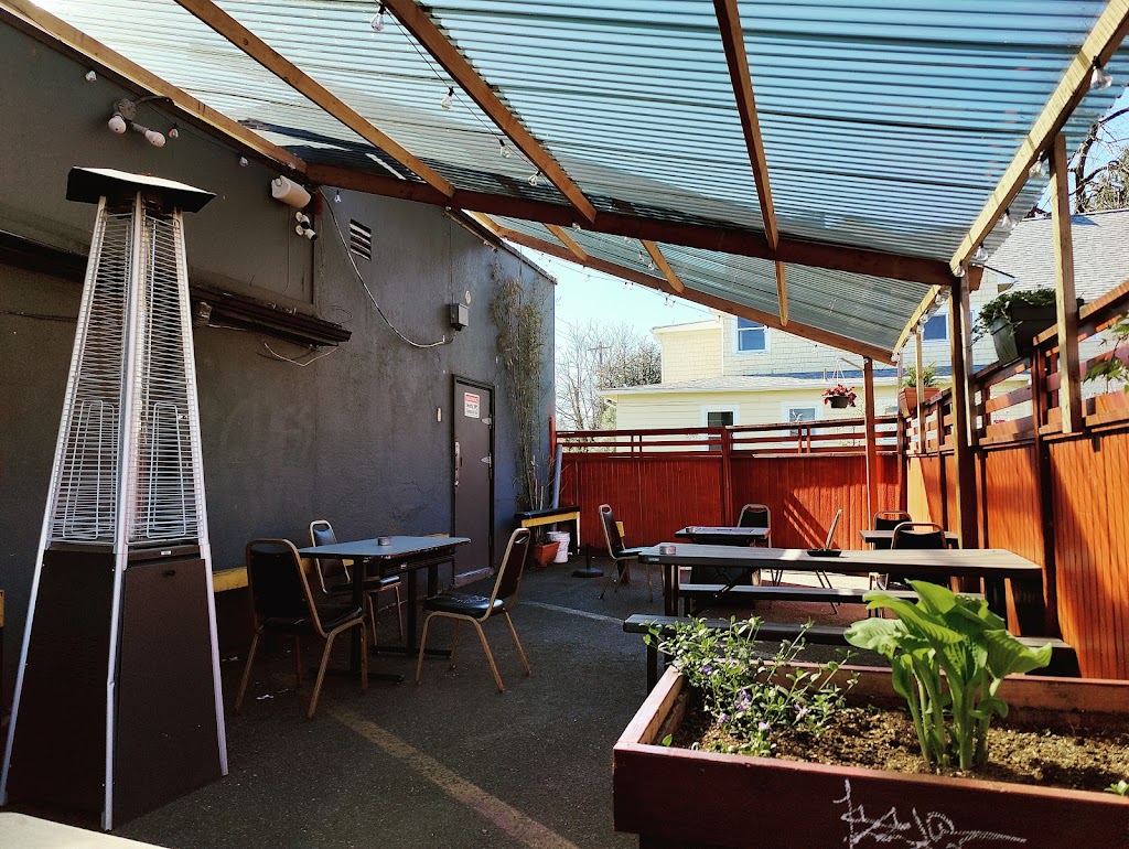 Trap Restaurant | restaurant | 3805 SE 52nd Ave, Portland, OR 97206, USA | 5037776009 OR +1 503-777-6009