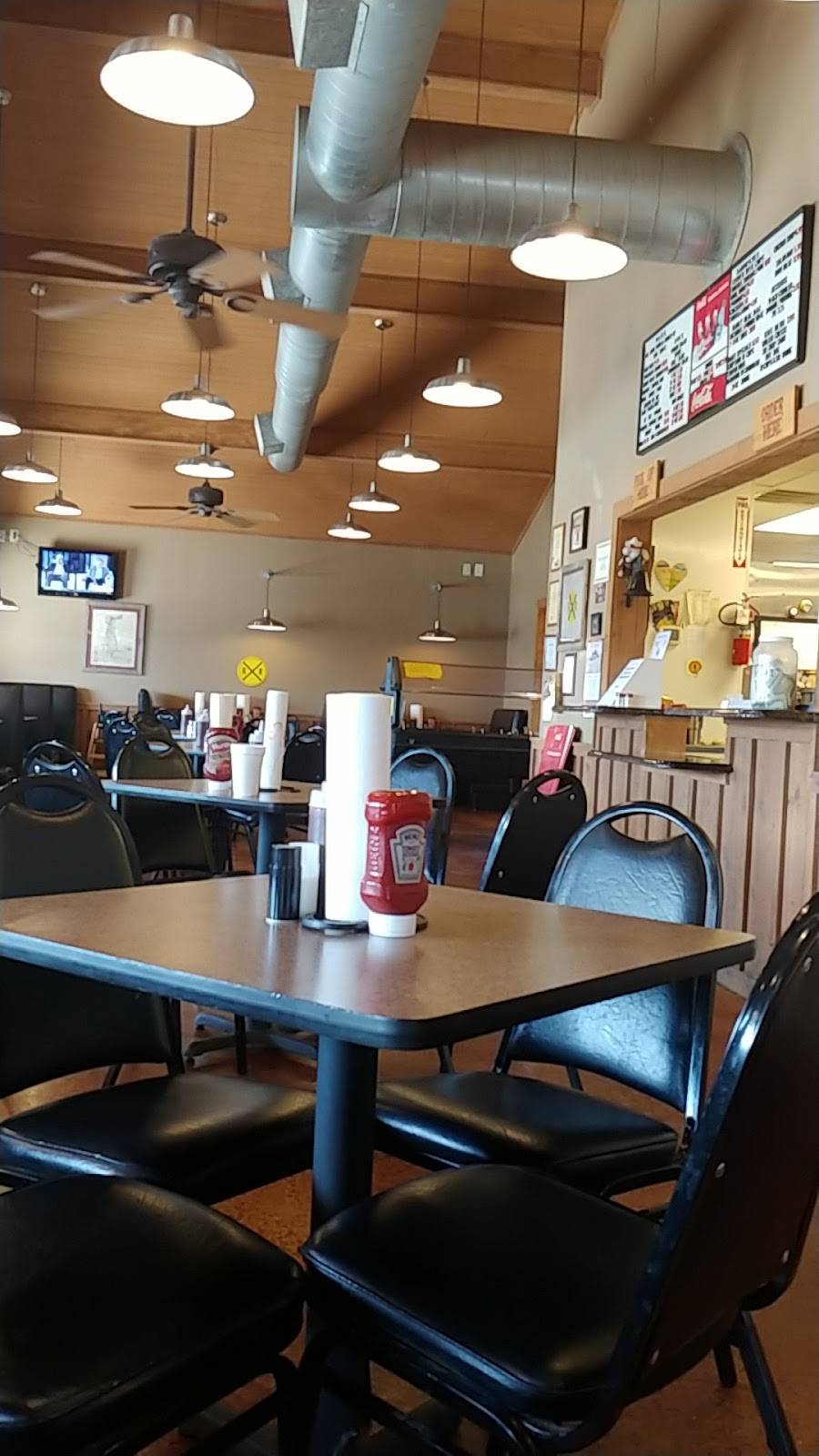 R & R BBQ | restaurant | 110 Morgan Mill Rd, Stephenville, TX 76401, USA | 2549185337 OR +1 254-918-5337