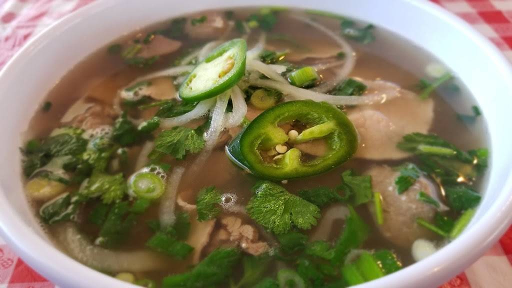 Pho Saigon Vietnamese Noodle & Grill | restaurant | 1313 W 7th St, Joplin, MO 64801, USA | 4176279966 OR +1 417-627-9966