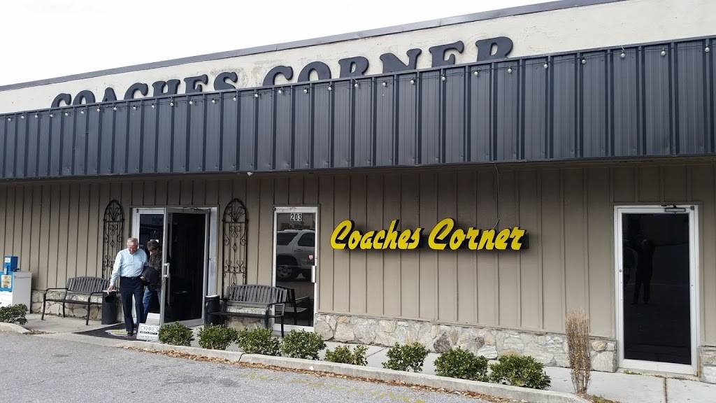 Coaches Corner Sports Bar & Grill | restaurant | 203 Orline St, Wetumpka, AL 36092, USA | 3345143410 OR +1 334-514-3410