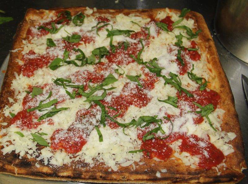 Ciminellis Pizza & Restaurant | restaurant | 427 Central Ave, Bethpage, NY 11714, USA | 5169390009 OR +1 516-939-0009