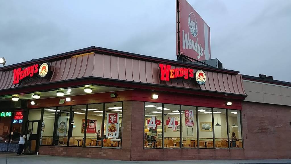 Wendys | restaurant | 133-50 Whitestone Expy, Flushing, NY 11354, USA | 7187624055 OR +1 718-762-4055