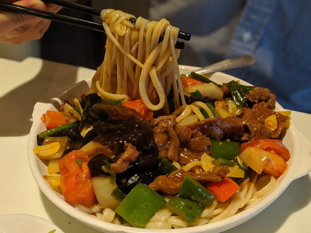 Chinese Halal Restaurant | restaurant | 101 Ravel Rd, North York, ON M2H 1T1, Canada | 4164989800 OR +1 416-498-9800