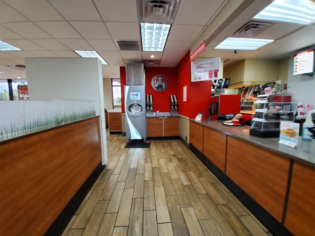 Wendys | restaurant | 365 W 78th Rd, Hialeah, FL 33014, USA | 7862176810 OR +1 786-217-6810