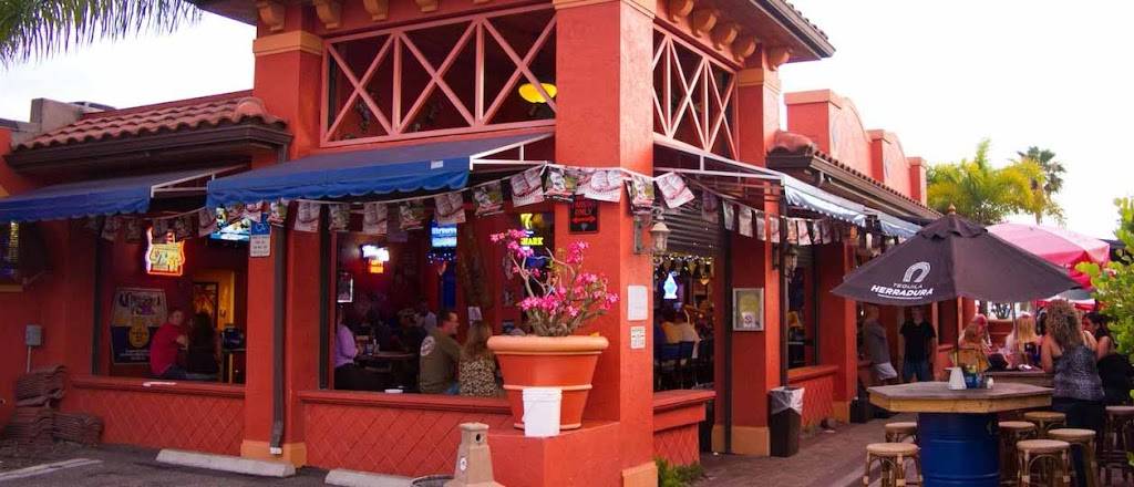 Deans South of the Border | restaurant | 130 Tamiami Trail, Punta Gorda, FL 33950, USA | 9415756100 OR +1 941-575-6100