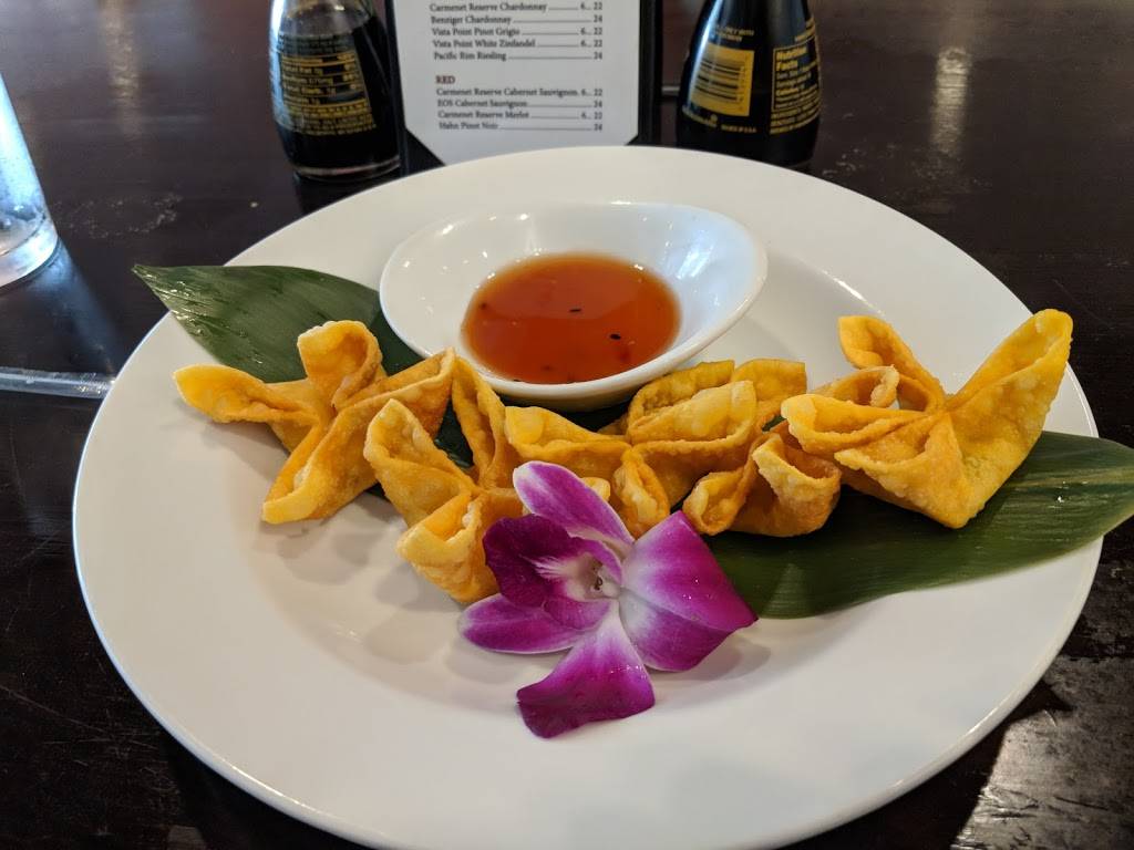 Volcanic Sushi + Sake Hunters Crossing | restaurant | 5200 NW 43rd St, Gainesville, FL 32606, USA | 3527277777 OR +1 352-727-7777