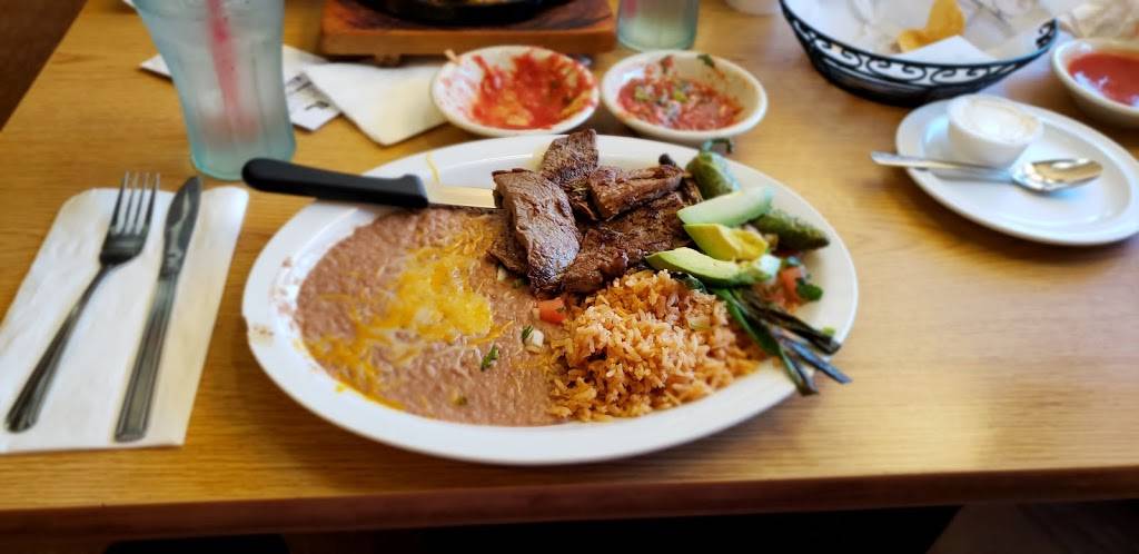 El Azteca Mexican Food | restaurant | 1731 N Texas St # C, Fairfield, CA 94533, USA | 7074222108 OR +1 707-422-2108