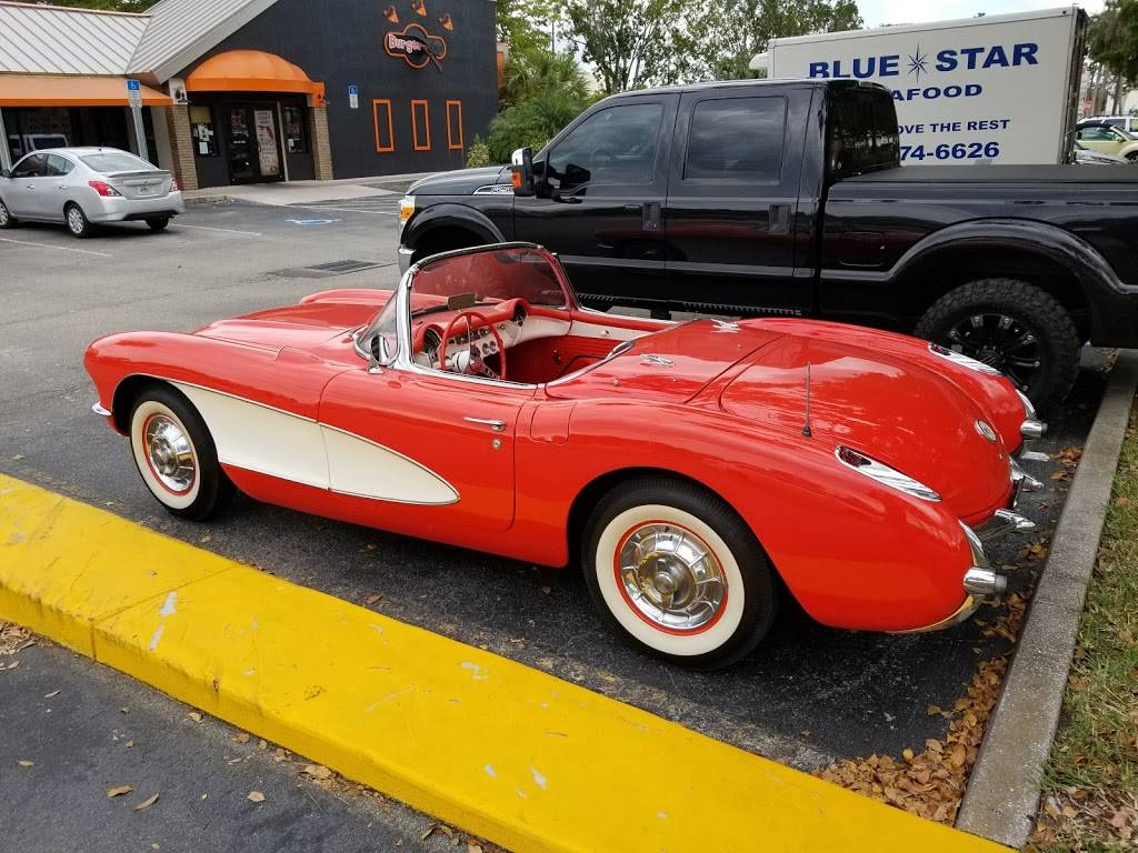 Dunkin | bakery | 15301 McGregor Blvd Suite 2, Fort Myers, FL 33908, USA | 2394370071 OR +1 239-437-0071