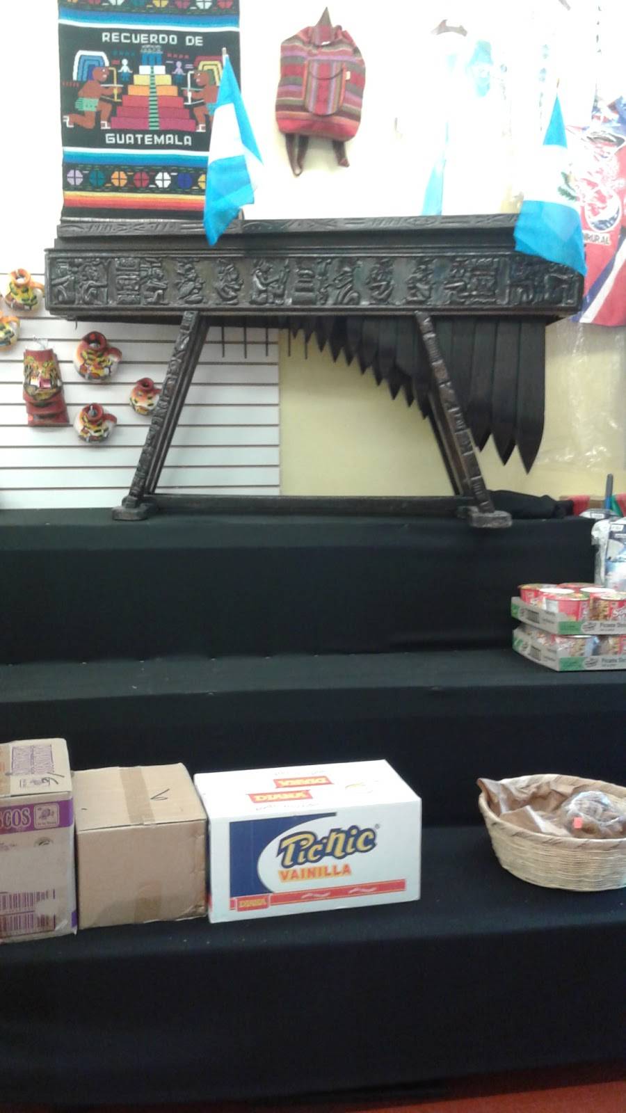 Usa Tikal | restaurant | 7136 Owensmouth Ave, Canoga Park, CA 91303, USA | 8182575795 OR +1 818-257-5795