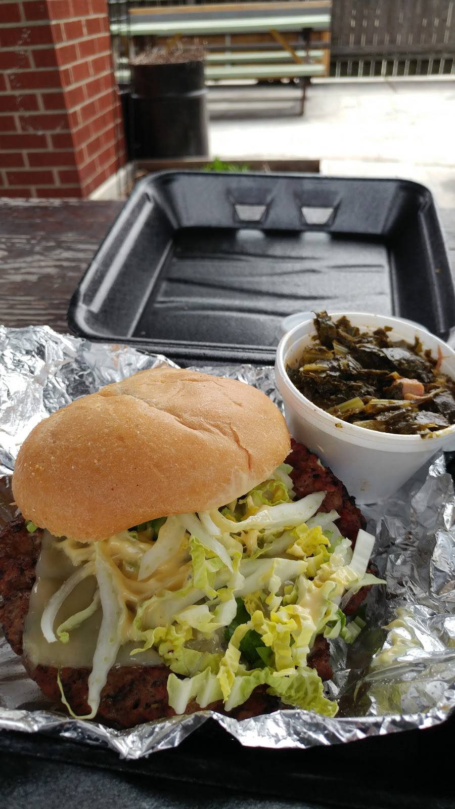 Ray Rays Hog Pit Clintonville | restaurant | 2619 N High St, Columbus, OH 43202, USA | 6147531191 OR +1 614-753-1191