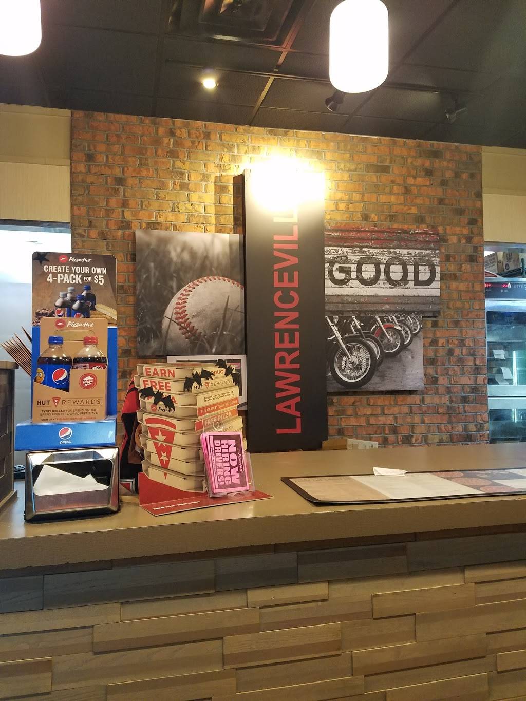 Pizza Hut | meal takeaway | 950 Herrington Rd #9, Lawrenceville, GA 30044, USA | 7709955777 OR +1 770-995-5777