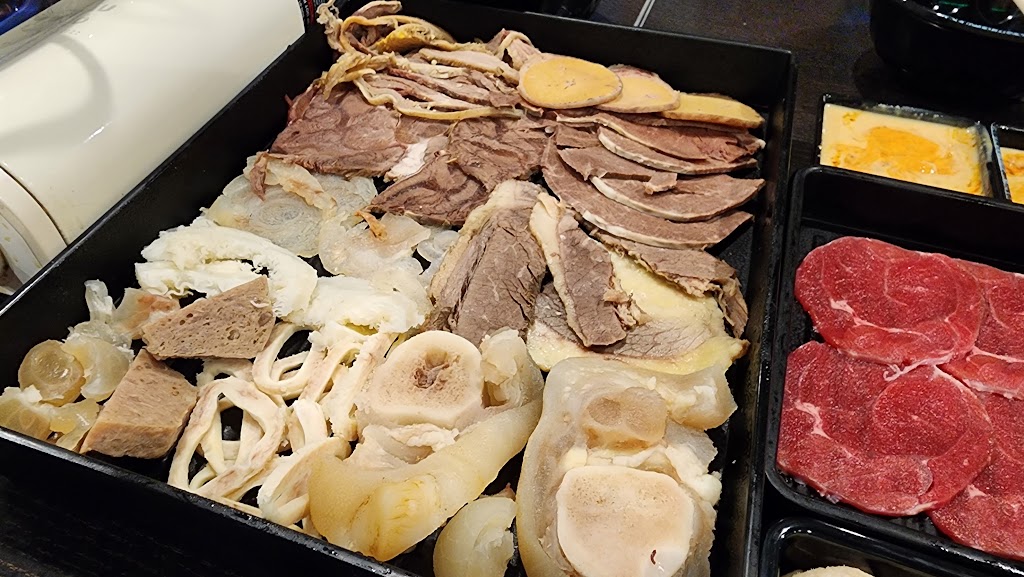 Lau Bo by Lao Beo | restaurant | 14271 Brookhurst St, Garden Grove, CA 92843, USA | 7149471681 OR +1 714-947-1681