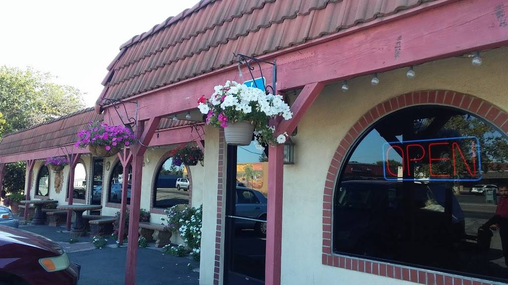 Bettys Authentic Mexican | restaurant | 10180 Live Oak Blvd, Live Oak, CA 95953, USA | 5306953535 OR +1 530-695-3535