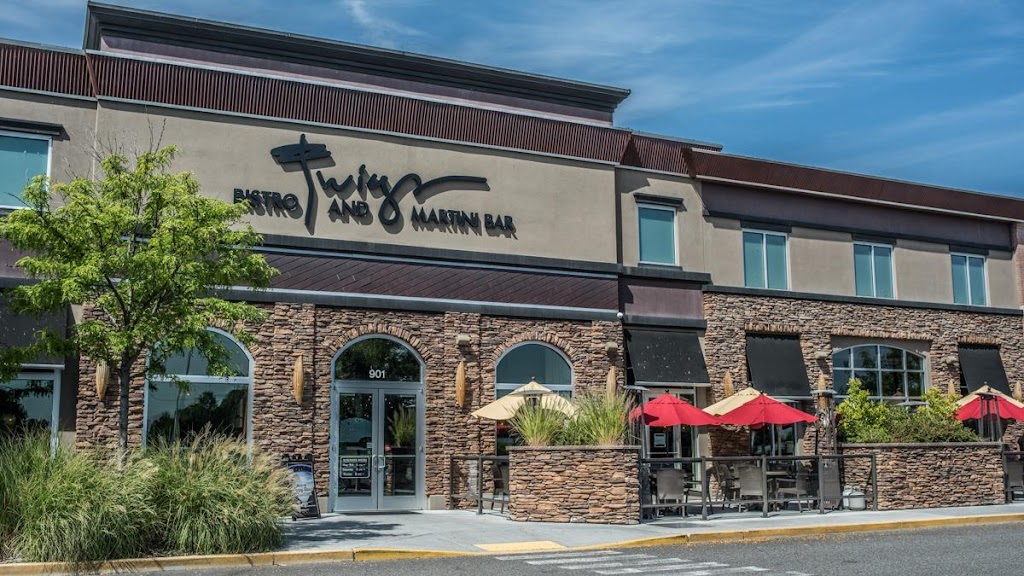Twigs Bistro and Martini Bar | restaurant | 1321 N Columbia Center Blvd Suite 901A, Kennewick, WA 99336, USA | 5097353411 OR +1 509-735-3411
