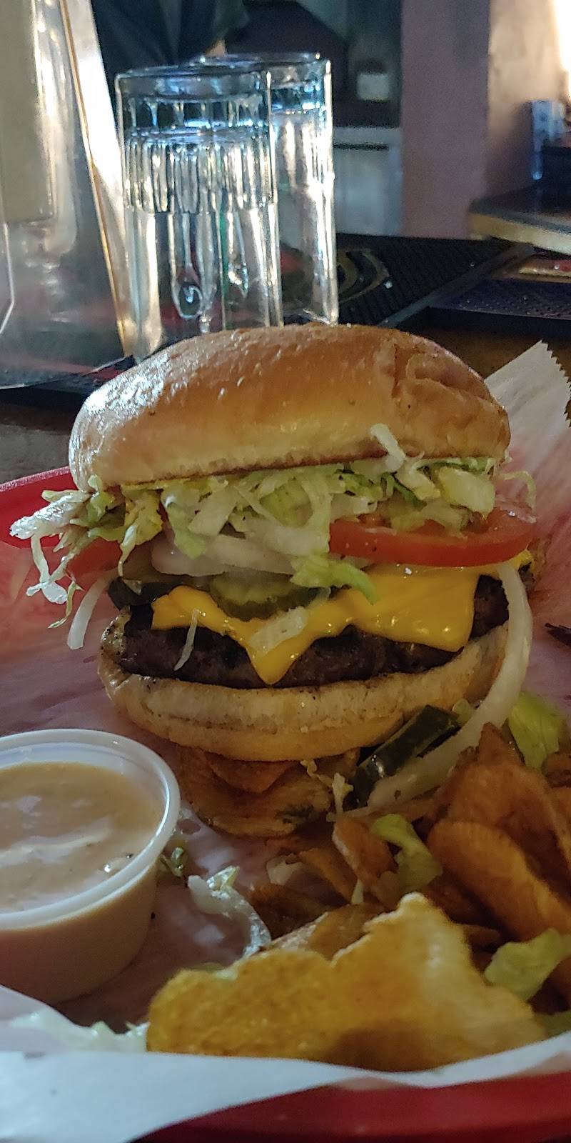 Rivers Edge Cafe | cafe | 212 Main St, St Albans, WV 25177, USA | 3047226320 OR +1 304-722-6320