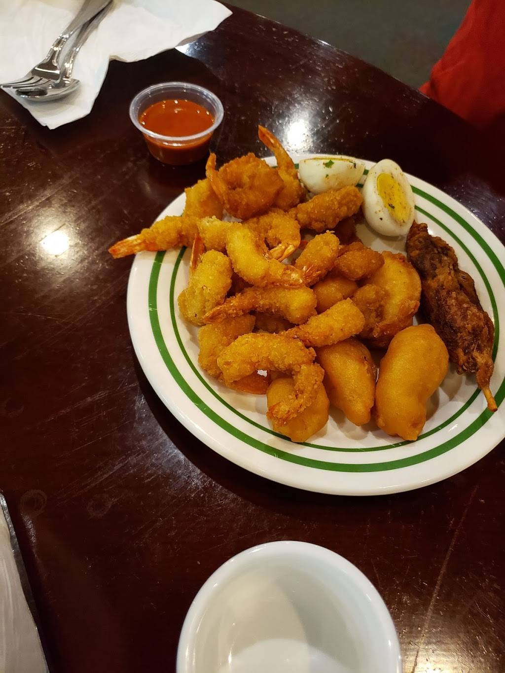 China Buffet | restaurant | 1797 S West Ave, Freeport, IL 61032, USA | 8152352234 OR +1 815-235-2234