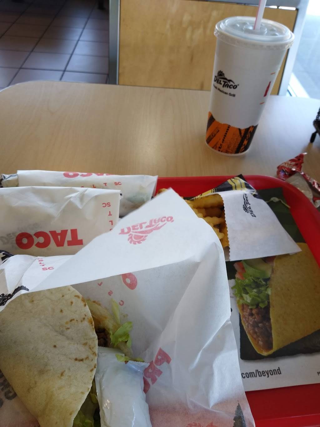 Del Taco | meal takeaway | 1651 S Jordan Pkwy, South Jordan, UT 84095, USA | 8012531831 OR +1 801-253-1831